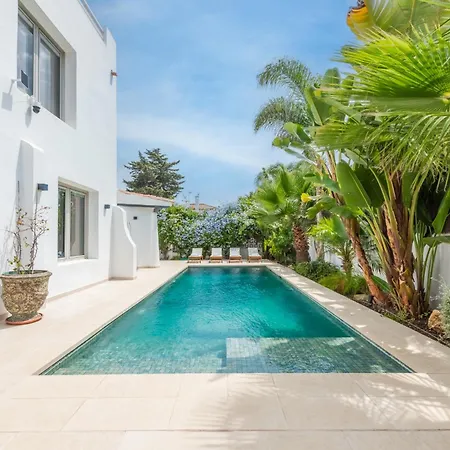 Semesterbostad Casa Belle Luxury Side