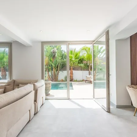 Casa Belle Luxury Side