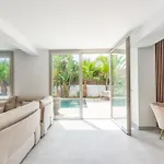 Casa Belle Luxury Side