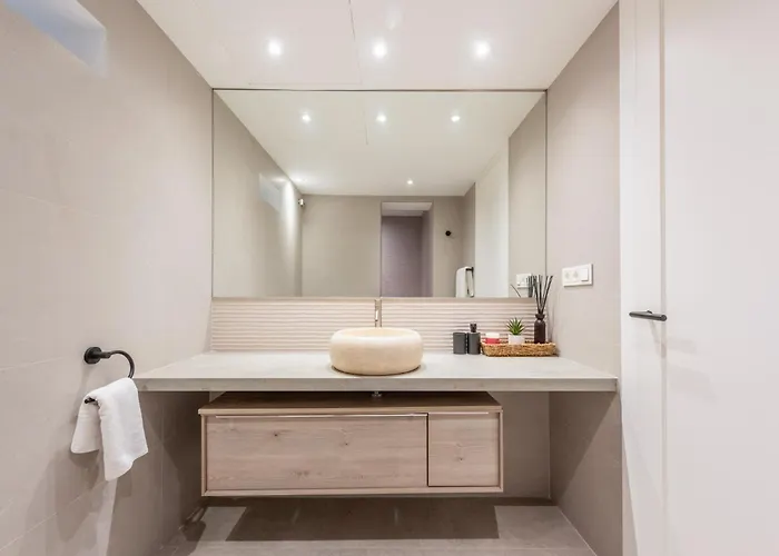 Casa Belle Luxury Side