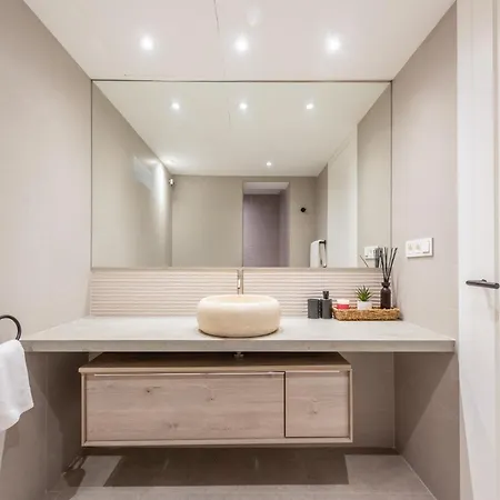 Casa Belle Luxury Side